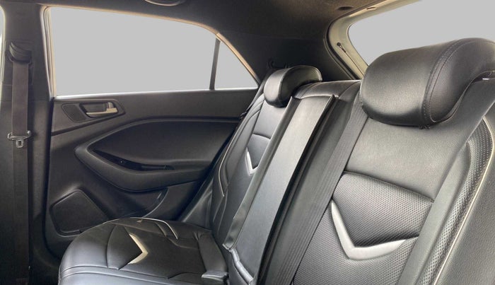 2018 Hyundai i20 Active 1.2 SX, Petrol, Manual, 63,082 km, Right Side Rear Door Cabin