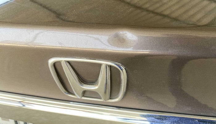 2015 Honda Amaze 1.5L I-DTEC S, Diesel, Manual, 99,481 km, Dicky (Boot door) - Slightly dented