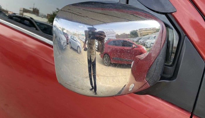 2015 Maruti Wagon R Stingray VXI, Petrol, Manual, 16,316 km, Right rear-view mirror - Mirror motor not working