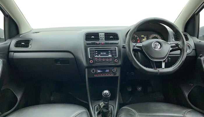 2016 Volkswagen Vento COMFORTLINE 1.6, Petrol, Manual, 90,518 km, Dashboard