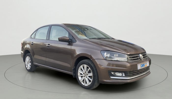2016 Volkswagen Vento HIGHLINE 1.5 AT, Diesel, Automatic, 1,09,144 km, Right Front Diagonal