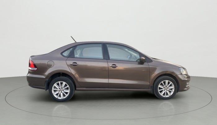 2016 Volkswagen Vento HIGHLINE 1.5 AT, Diesel, Automatic, 1,09,144 km, Right Side View