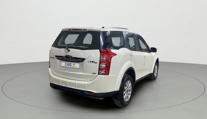 2016 Mahindra XUV500 W8, Diesel, Manual, 71,819 km, Right Back Diagonal