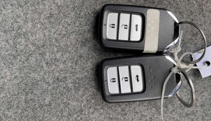 2019 Honda City 1.5L I-VTEC V MT, Petrol, Manual, 21,628 km, Key Close Up