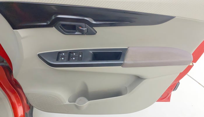 2016 Mahindra Kuv100 K8 D 6 STR, Diesel, Manual, 98,020 km, Driver Side Door Panels Control