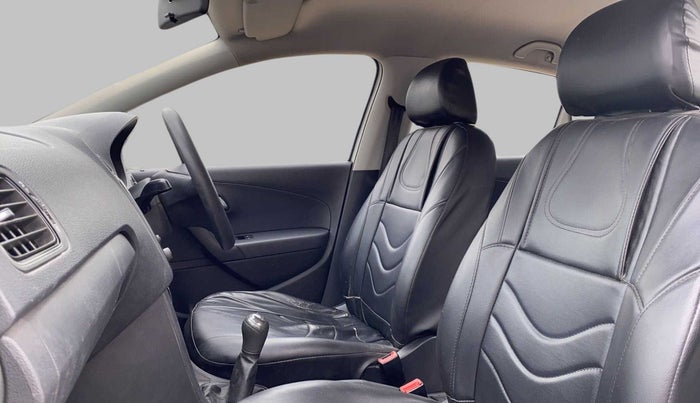 2015 Volkswagen Polo COMFORTLINE 1.2L, Petrol, Manual, 62,004 km, Right Side Front Door Cabin