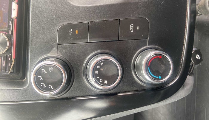 2019 Mahindra KUV 100 NXT K2+ P 6 STR, Petrol, Manual, 5,337 km, AC Unit - Car heater not working