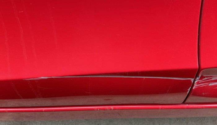 2019 Mahindra KUV 100 NXT K2+ P 6 STR, Petrol, Manual, 5,337 km, Front passenger door - Slightly dented
