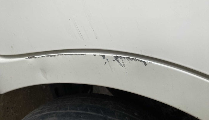 2017 Toyota Etios Liva V, Petrol, Manual, 89,380 km, Left quarter panel - Minor scratches