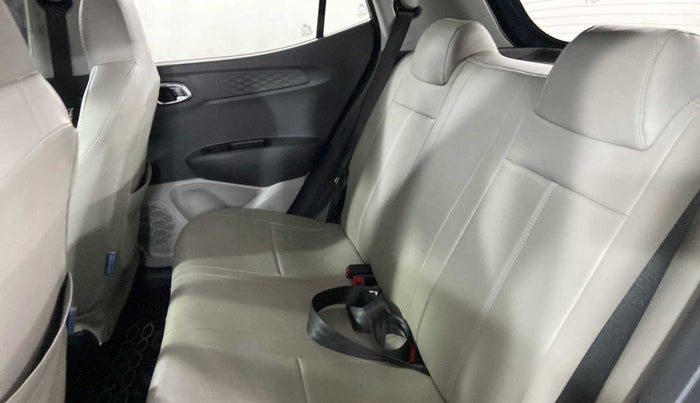 2019 Hyundai GRAND I10 NIOS SPORTZ 1.2 KAPPA VTVT, Petrol, Manual, 18,223 km, Second-row right seat - Cover slightly stained