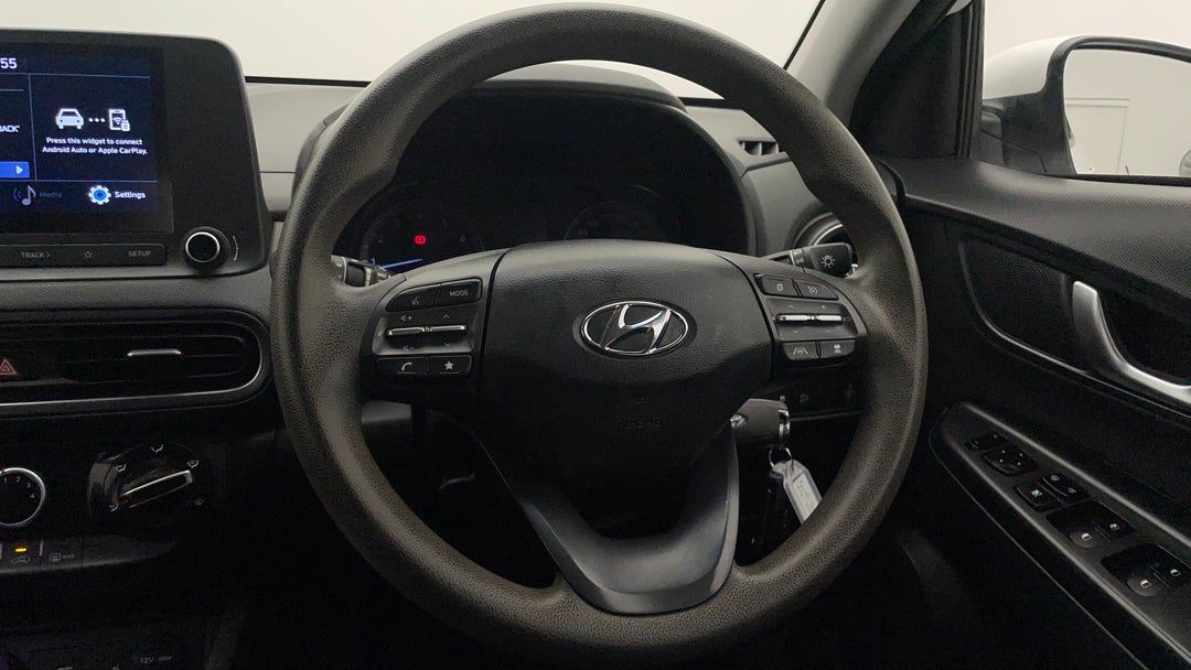 2022 Hyundai Kona (fwd), Automatic, 110198 km, Steering Wheel Close-up