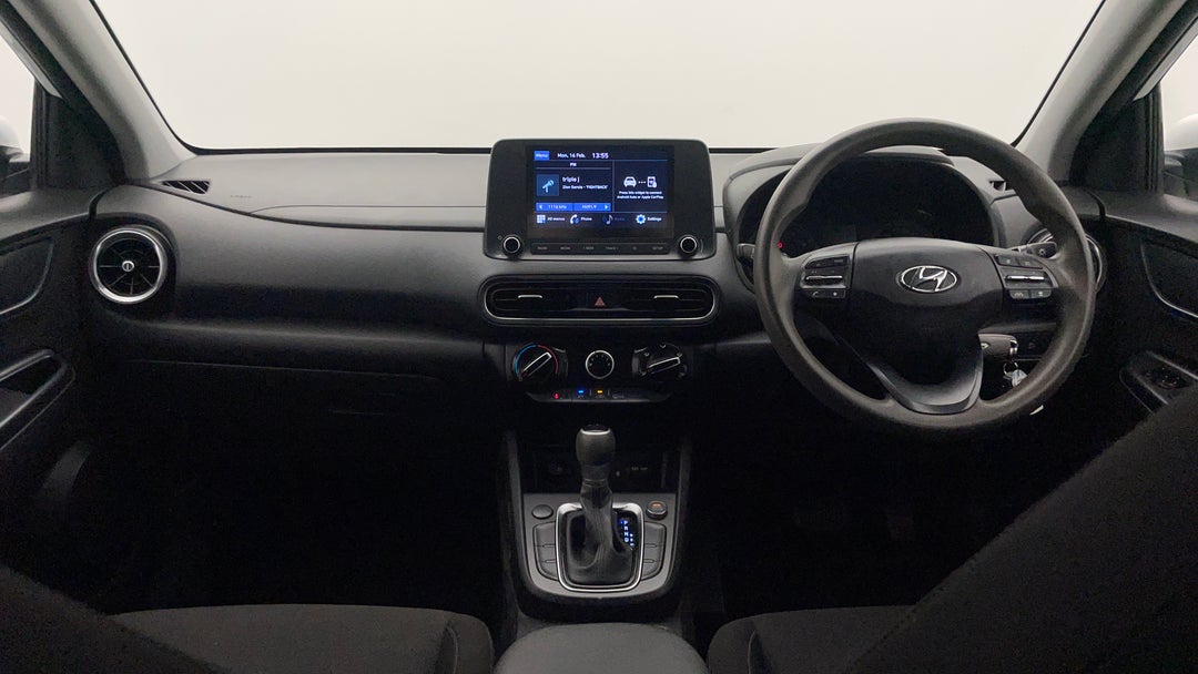 2022 Hyundai Kona (fwd), Automatic, 110198 km, Dashboard View
