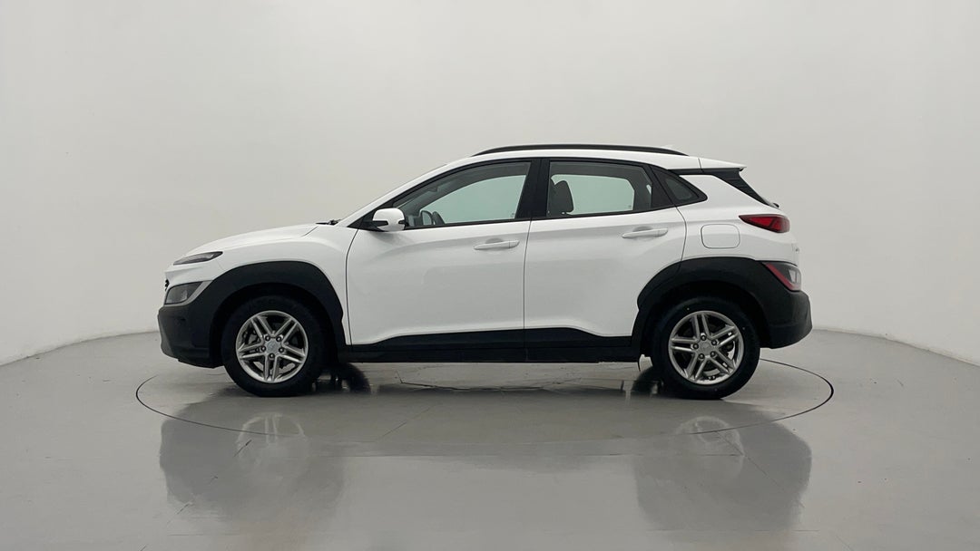 2022 Hyundai Kona (fwd), Automatic, 110198 km, Left Side View