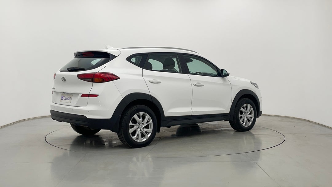 Right Back Diagonal (45- Degree) View