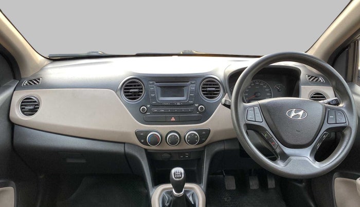 2015 Hyundai Grand i10 SPORTZ 1.2 KAPPA VTVT, Petrol, Manual, 65,135 km, Dashboard
