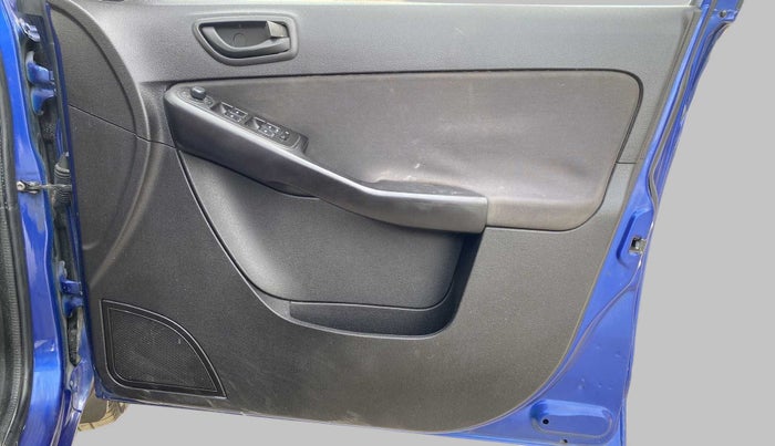 2014 Tata Zest XMS PETROL, Petrol, Manual, 59,069 km, Driver Side Door Panels Control