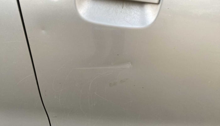 2016 Maruti Wagon R Stingray VXI, Petrol, Manual, 49,370 km, Driver-side door - Minor scratches