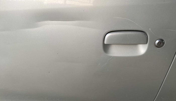 2016 Maruti Wagon R Stingray VXI, Petrol, Manual, 49,370 km, Front passenger door - Minor scratches