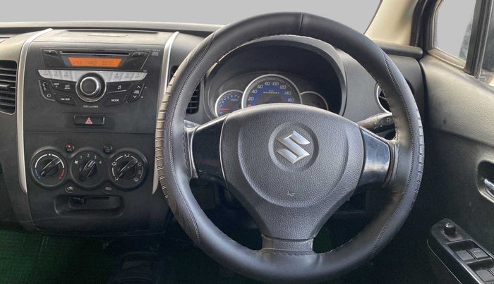 2016 Maruti Wagon R Stingray VXI, Petrol, Manual, 49,372 km, Steering Wheel Close Up