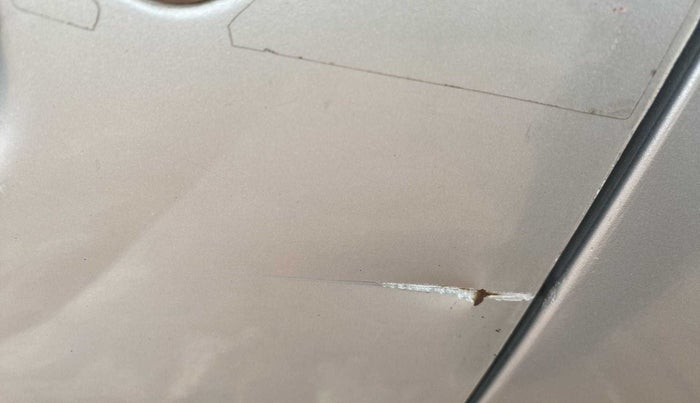 2016 Maruti Alto 800 LXI, Petrol, Manual, 62,202 km, Front passenger door - Minor scratches