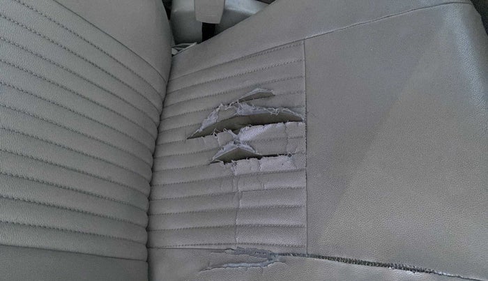2014 Maruti Swift Dzire VXI, Petrol, Manual, 1,19,236 km, Driver seat - Cover slightly torn