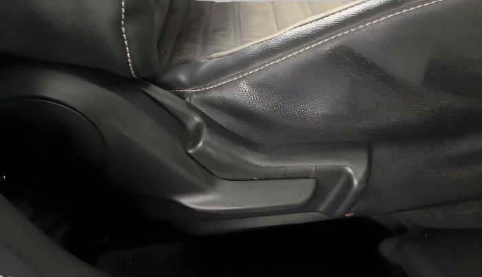 2018 Maruti Baleno DELTA CVT PETROL 1.2, Petrol, Automatic, 19,936 km, Driver Side Adjustment Panel