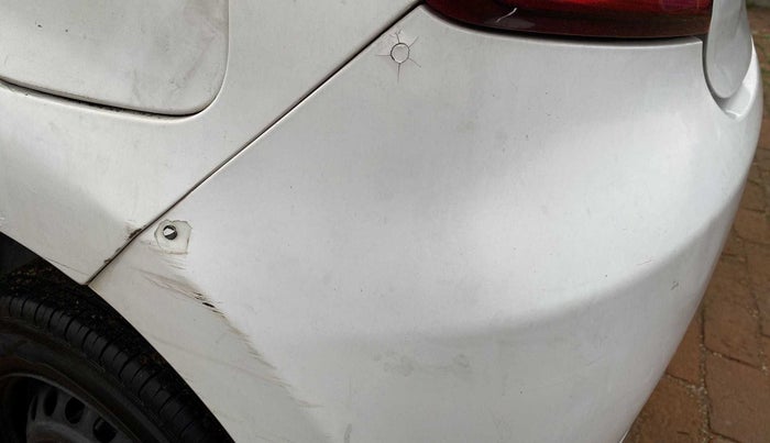 2014 Datsun Go T, Petrol, Manual, 62,884 km, Rear bumper - Minor scratches