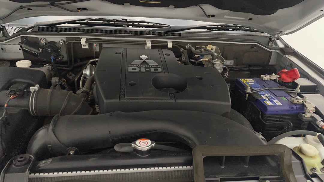 Open Bonnet (Engine)