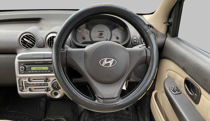 2012 Hyundai Santro Xing GLS, Petrol, Manual, 51,113 km, Steering Wheel Close Up