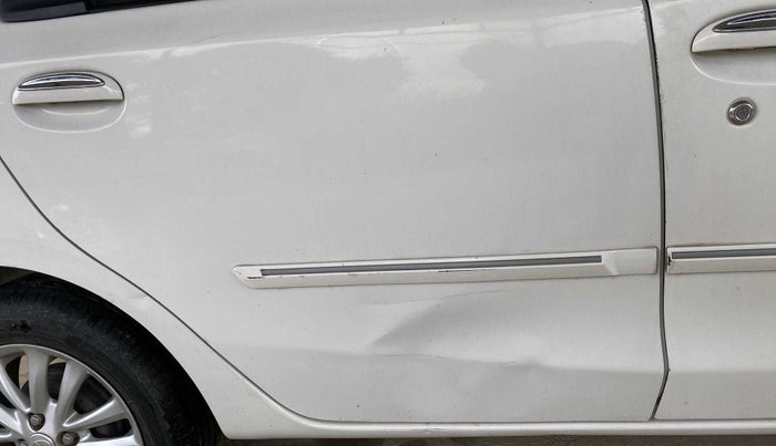 2011 Toyota Etios V, Petrol, Manual, 69,468 km, Right rear door - Slightly dented