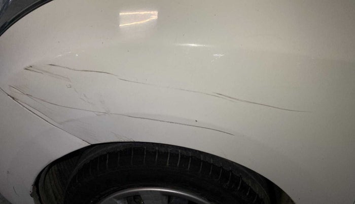 2013 Hyundai Eon MAGNA +, Petrol, Manual, 1,07,347 km, Left fender - Slightly dented