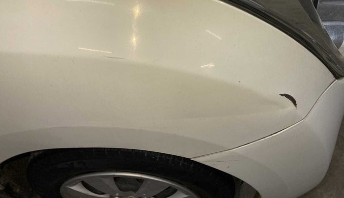 2013 Hyundai Eon MAGNA +, Petrol, Manual, 1,07,347 km, Right fender - Slightly dented
