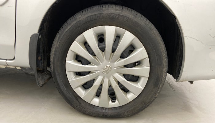2014 Toyota Etios G, Petrol, Manual, 6,886 km, Right Front Wheel