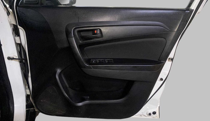 2019 Maruti Vitara Brezza VDI, Diesel, Manual, 44,266 km, Driver Side Door Panels Control