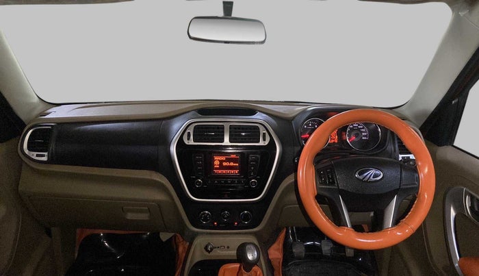 2015 Mahindra TUV300 T8, Diesel, Manual, 93,126 km, Dashboard