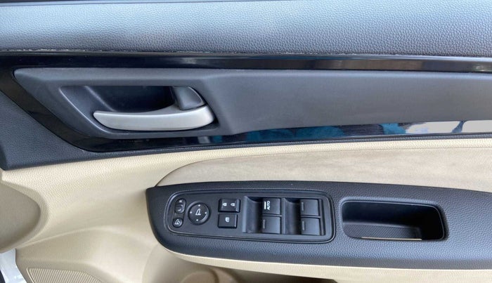 2018 Honda Amaze 1.2L I-VTEC V, Petrol, Manual, 23,259 km, Driver Side Door Panels Control
