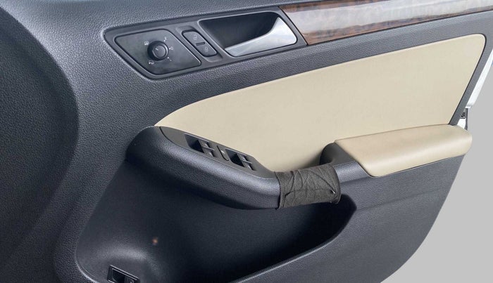 2015 Volkswagen Jetta COMFORTLINE TDI, Diesel, Manual, 72,774 km, Driver Side Door Panels Control