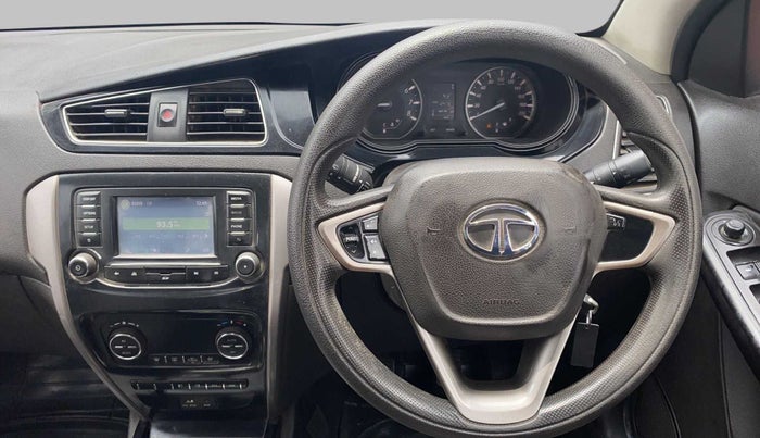 2015 Tata Bolt XT REVOTRON, Petrol, Manual, 1,24,731 km, Steering Wheel Close Up