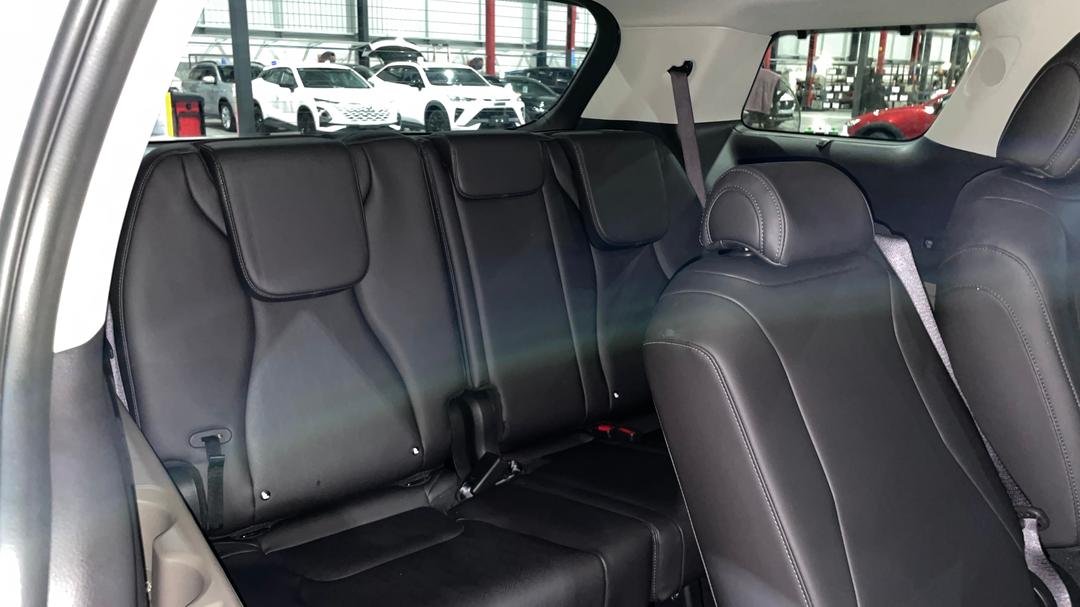2024 Kia Carnival Gt-line Hev, Automatic, 17453 km, Third Row Seats