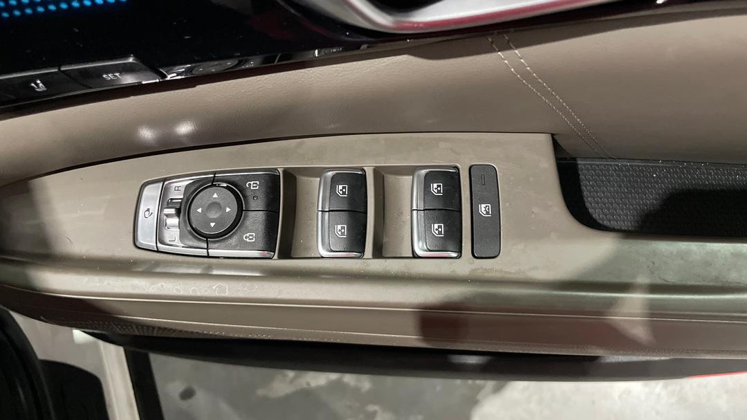 2024 Kia Carnival Gt-line Hev, Automatic, 17453 km, Drivers Side Door Panel Controls