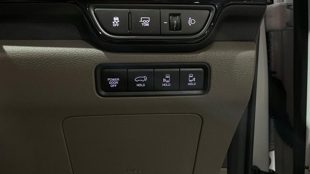 2024 Kia Carnival Gt-line Hev, Automatic, 17453 km, Utility Switches/Buttons