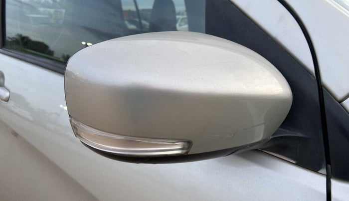 2018 Maruti Celerio ZXI, Petrol, Manual, 31,424 km, Right rear-view mirror - ORVM switch has minor damage