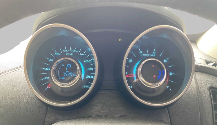 2018 Mahindra XUV500 W11 AT, Diesel, Automatic, 75,297 km, Odometer Image