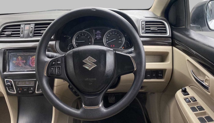 2017 Maruti Ciaz ZETA 1.4  MT PETROL, Petrol, Manual, 66,409 km, Steering Wheel Close Up