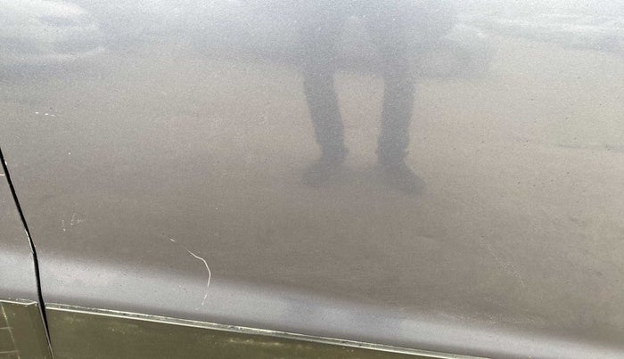 2014 Hyundai Xcent S (O) 1.2, Petrol, Manual, 58,973 km, Driver-side door - Minor scratches