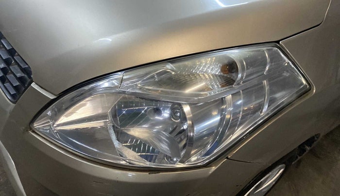2014 Maruti Ertiga VDI, Diesel, Manual, 52,520 km, Left headlight - Minor scratches