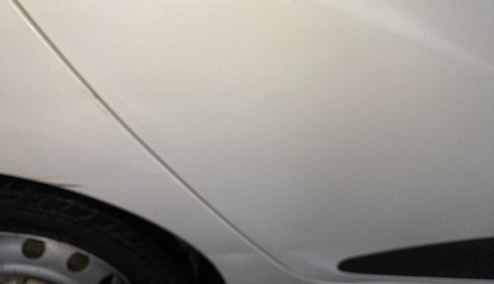 2017 Hyundai Eon ERA + SE, Petrol, Manual, 39,577 km, Right rear door - Minor scratches