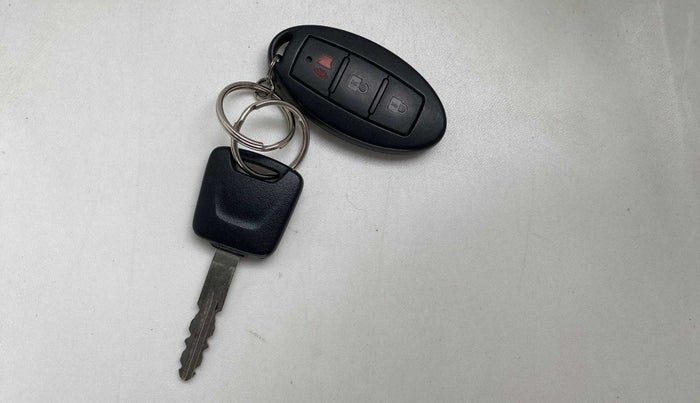 2016 Datsun Go Plus T, Petrol, Manual, 31,850 km, Key Close Up