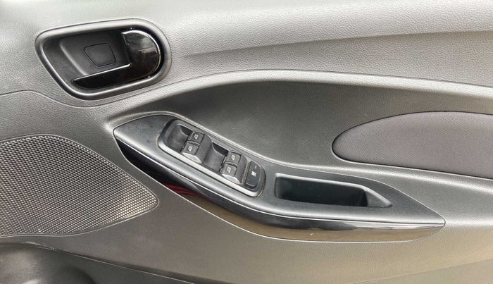 2019 Ford New Figo TITANIUM 1.2 PETROL MT, Petrol, Manual, 45,554 km, Driver Side Door Panels Control