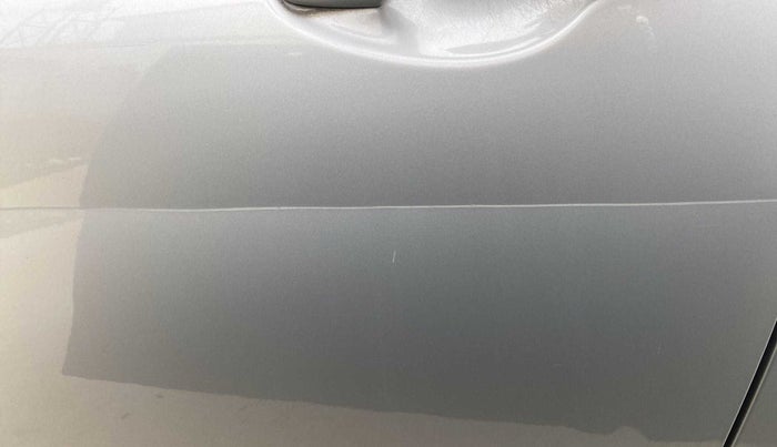 2019 Maruti Swift VXI AMT, Petrol, Automatic, 70,364 km, Front passenger door - Slightly dented